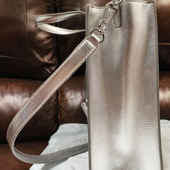 Karl Lagerfeld Tote w/Crossbody Silver Felt Grey Metallic - NWOT - Picture 7 of 10
